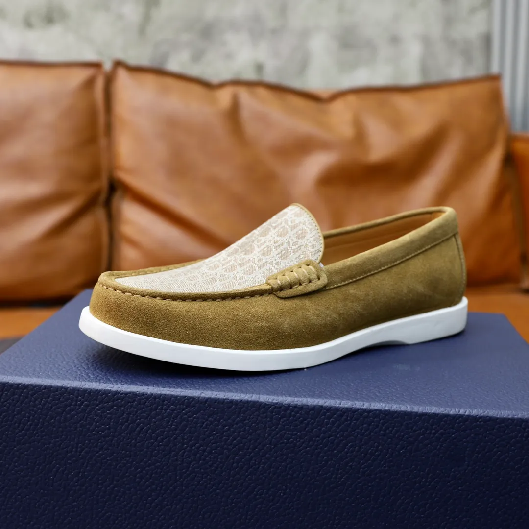 Ex-factory price: 540🙅‍♂️🙅‍♂️🙅‍♂️ Brand: Dior DIOR Standard code: Men's code 38/44 (45 can be customized) Grade: Same as the official website Material: Original cowhide stitching, cowhide lining, original TPU wear-resistant soft outsole Style categories: Leisure and sports version, footwear for driving, young fashion, European and American trends, British style Color: actual picture color